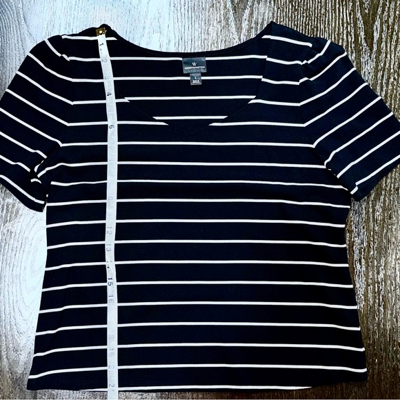 ❤️4 for $20❤️ Worthington Striped Puffy Sleeve Shirt V Neck Size Large - Picture 4 of 9